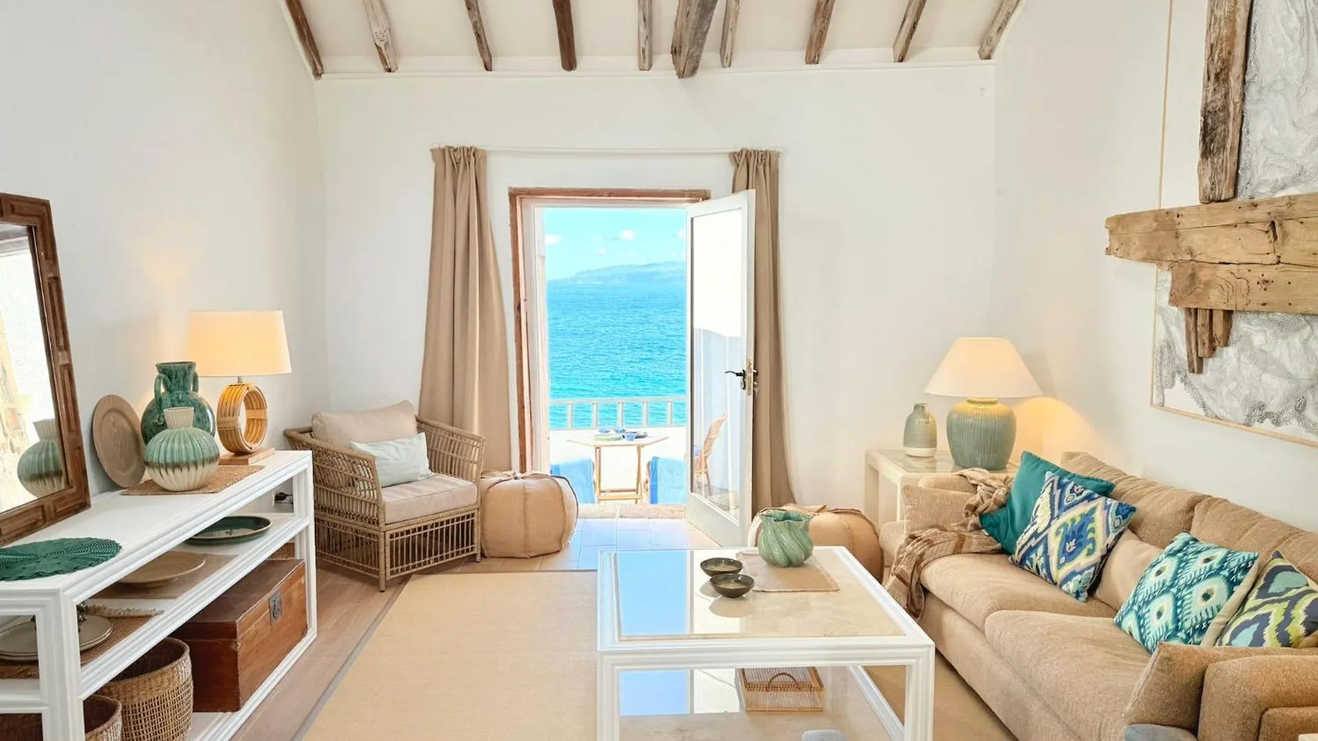 Semesterbostad Casa Malena Seafront And Private Pool Villa Las Aguas Spanien